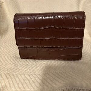 Brown vegan leather crocodile print small purse never used new with tags